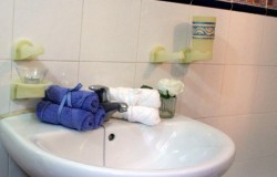 Escondidos - salle de bain