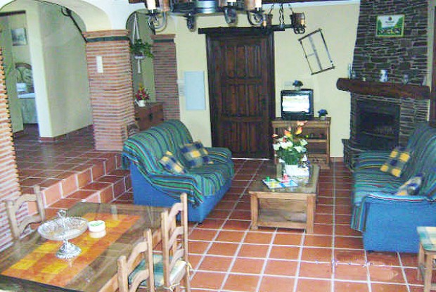 Nuestra Finca - living