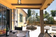El Rancho: porche