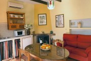 Casa Romantica: living